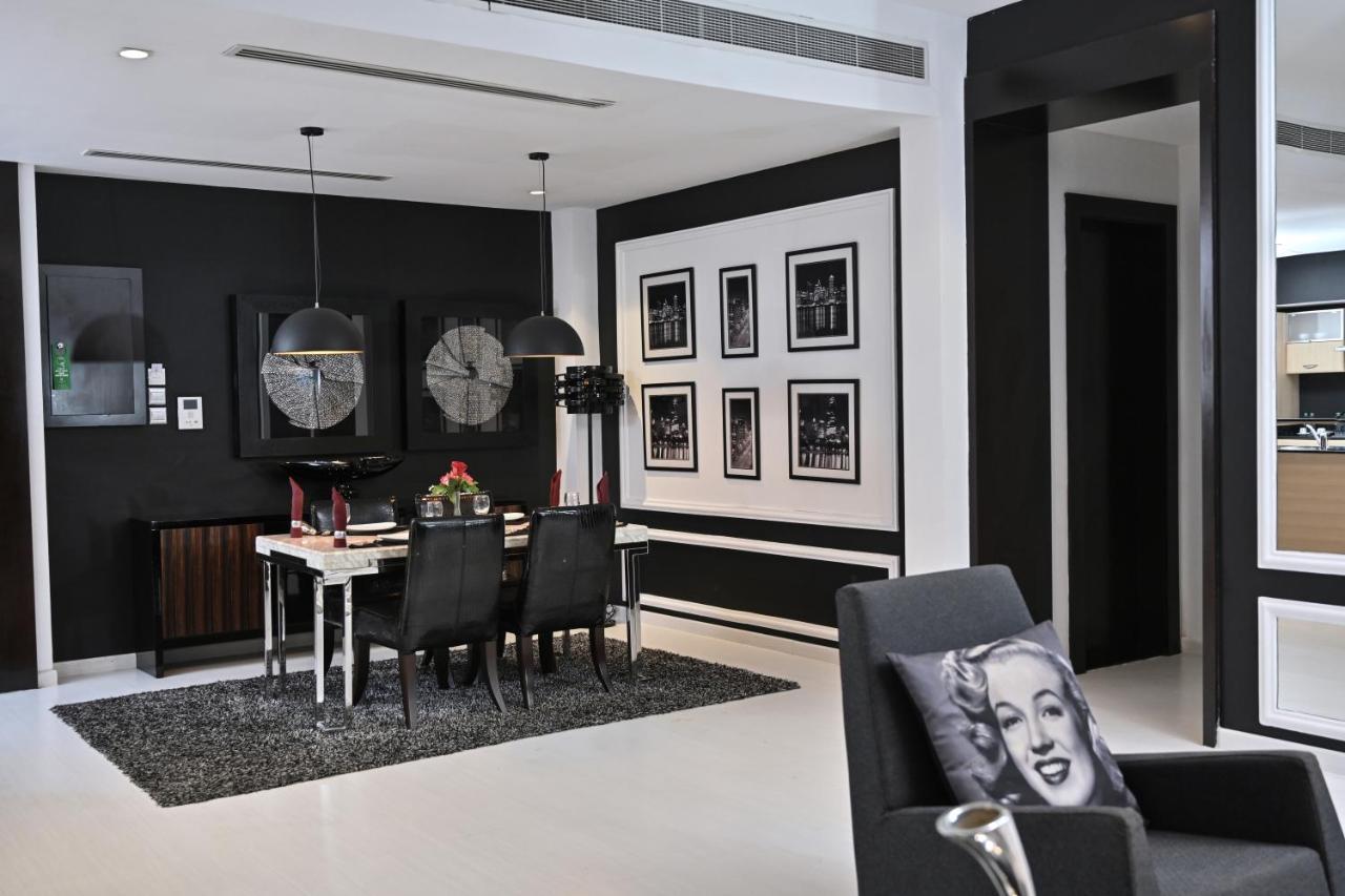 Ista Suites Seef Manama Exteriör bild